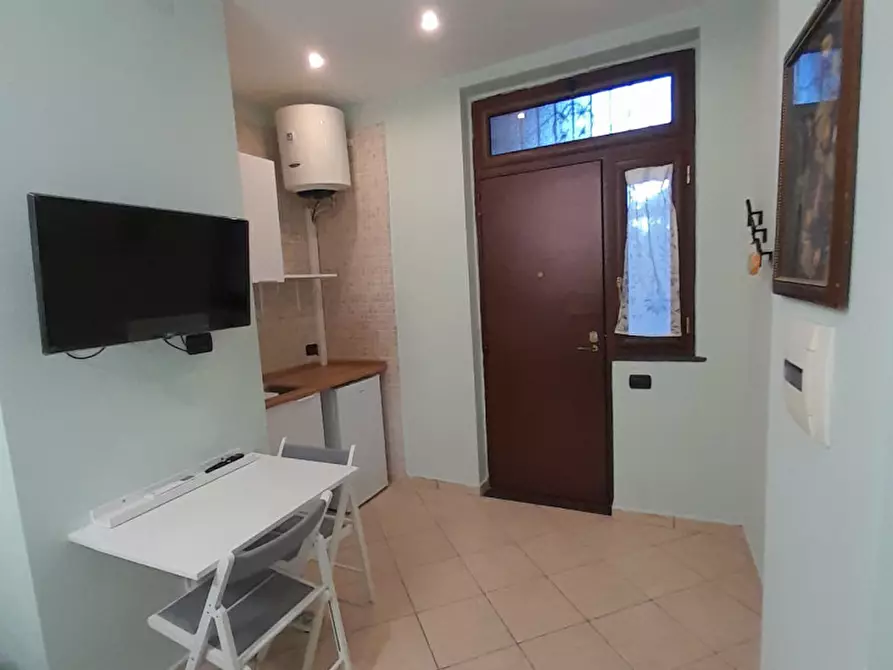 Immagine 11 di Appartamento in affitto  in via ottavio morisani 43 a Napoli