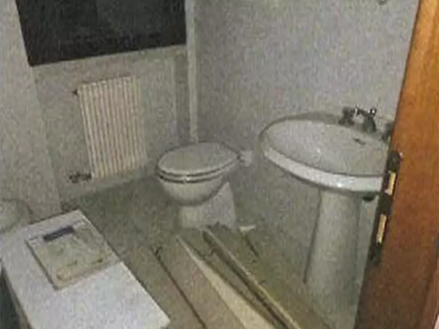 Immagine 29 di Ufficio in vendita  in Via Giacomo Matteotti 3 a Sant'ambrogio Di Valpolicella