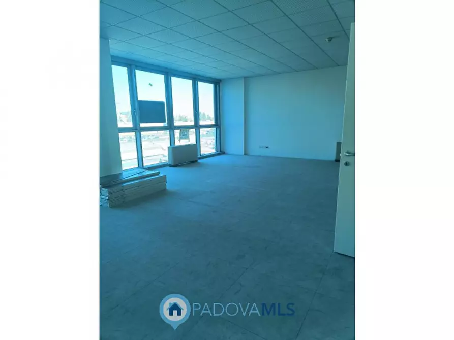 Immagine 7 di Ufficio in vendita  in via venezia 88 a Padova