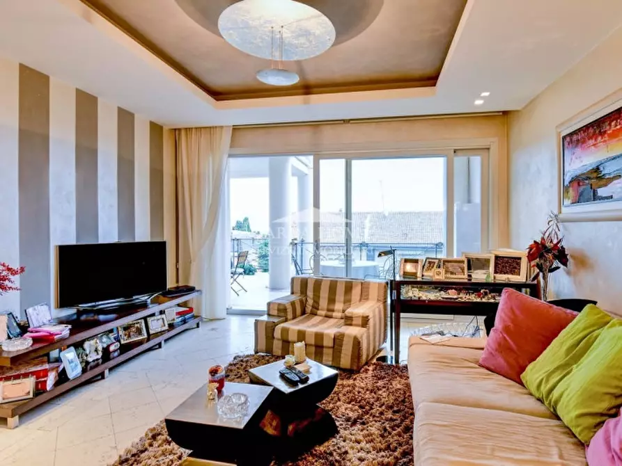 Immagine 5 di Appartamento in vendita  in Via Paolo Veronese a Desenzano Del Garda