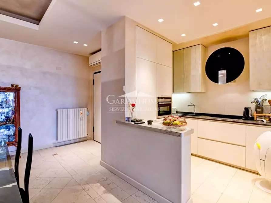 Immagine 11 di Appartamento in vendita  in Via Paolo Veronese a Desenzano Del Garda