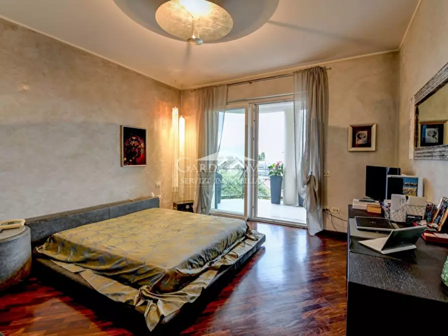 Immagine 21 di Appartamento in vendita  in Via Paolo Veronese a Desenzano Del Garda