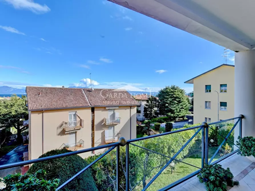 Immagine 27 di Appartamento in vendita  in Via Giovanni Pascoli a Desenzano Del Garda