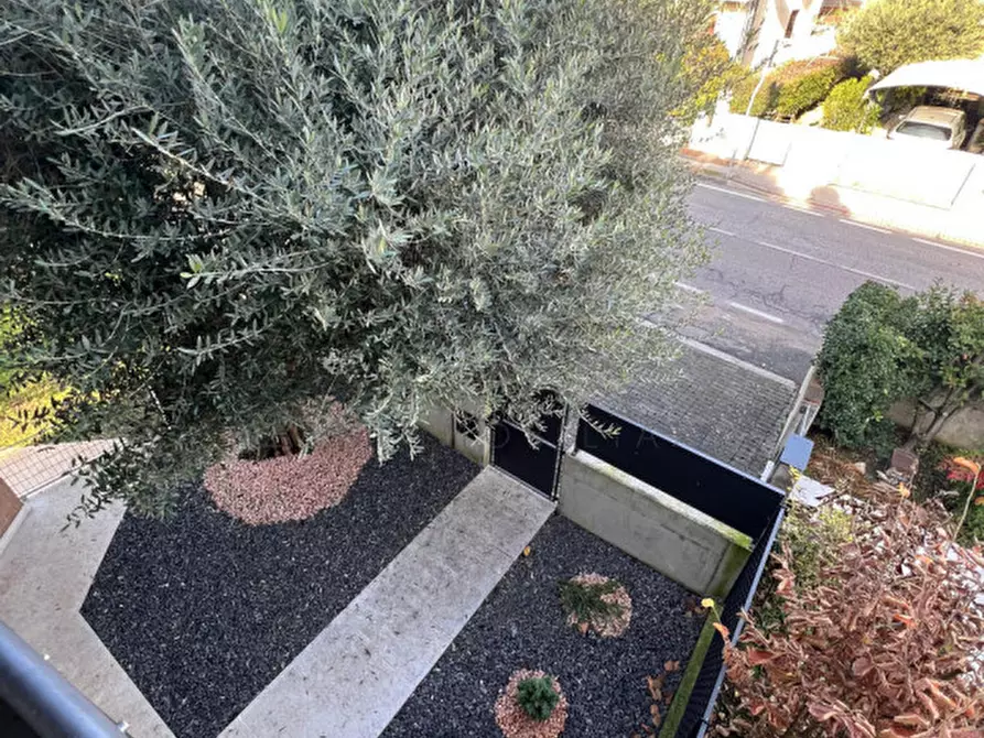 Immagine 2 di Casa bifamiliare in vendita  in Via Ada Negri a Castelfranco Veneto