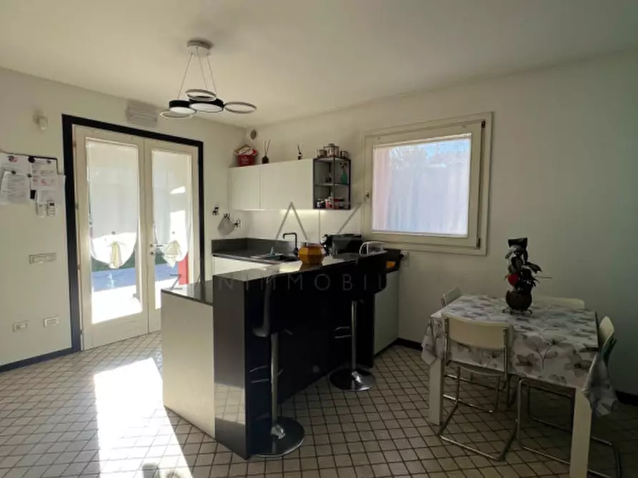 Immagine 5 di Casa bifamiliare in vendita  in Via Ada Negri a Castelfranco Veneto