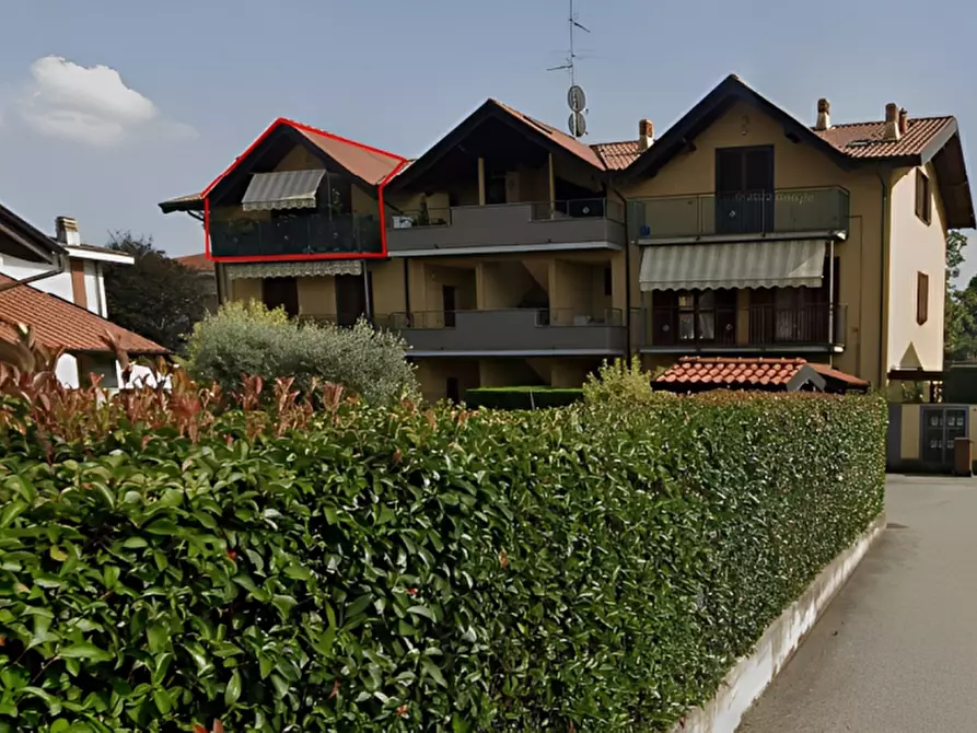 Immagine 9 di Appartamento in vendita  in Via Sant'Ambrogio 22 a Arsago Seprio