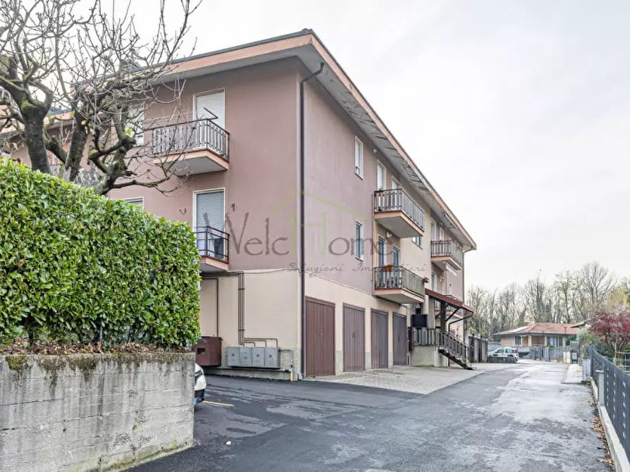 Immagine 1 di Appartamento in vendita  in Via dei faggi rossi a Tavernerio