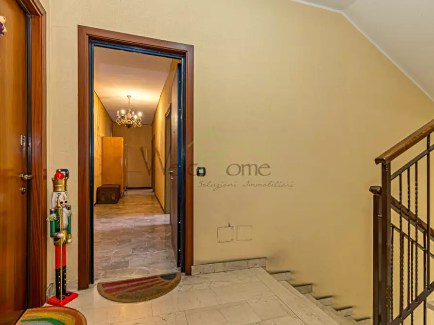 Immagine 6 di Appartamento in vendita  in Via dei faggi rossi a Tavernerio