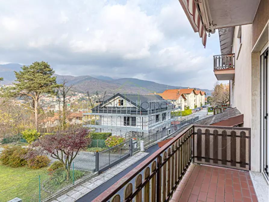 Immagine 12 di Appartamento in vendita  in Via dei faggi rossi a Tavernerio