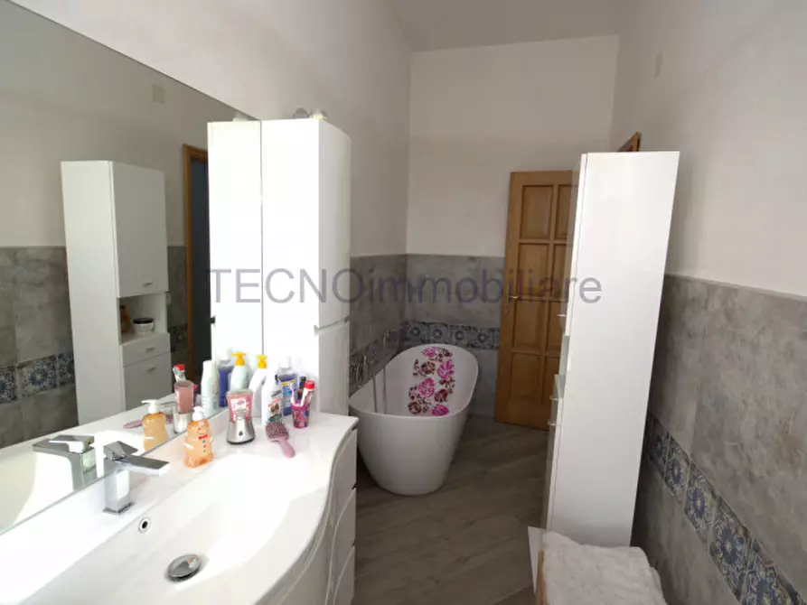 Immagine 19 di Appartamento in vendita  in Via Vittorio Bachelet a San Salvo