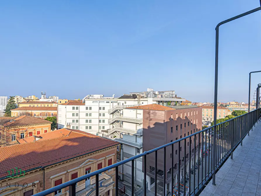 Immagine 31 di Appartamento in vendita  in via galliera a Bologna