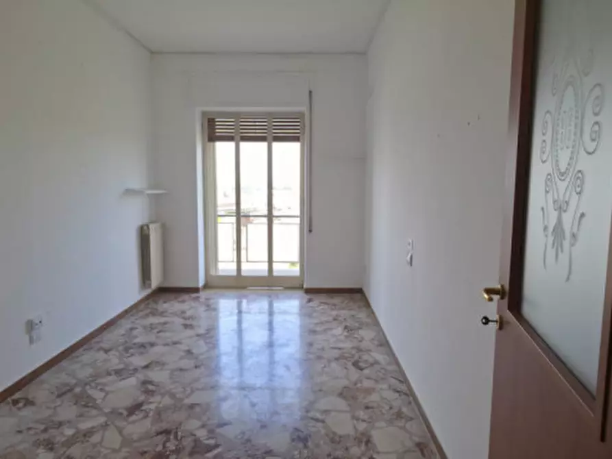 Immagine 17 di Appartamento in vendita  in via Adda 33 a Siracusa