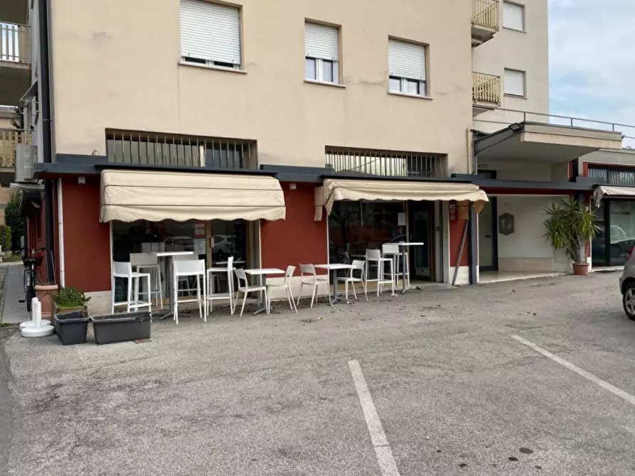 Immagine 1 di Attività commerciale in vendita  a Castelfranco Veneto