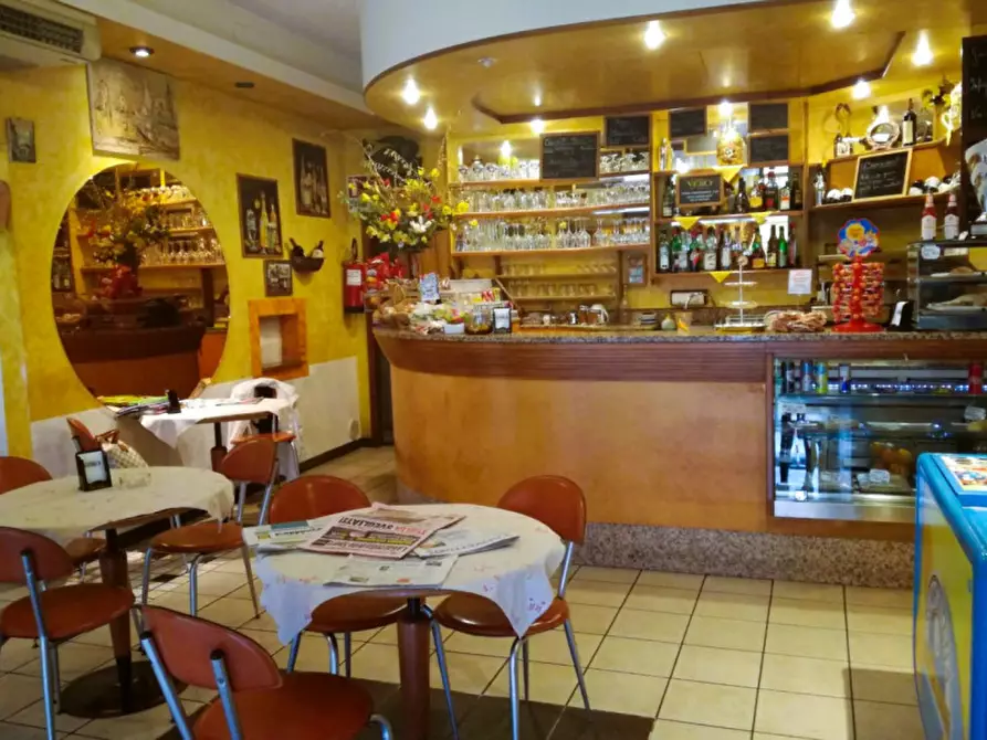 Immagine 10 di Attività commerciale in vendita  a Castelfranco Veneto