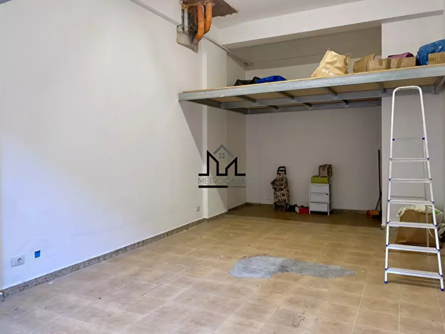 Immagine 3 di Garage in vendita  a Palermo