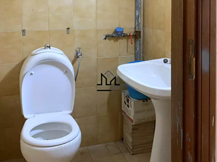 Immagine 11 di Garage in vendita  a Palermo