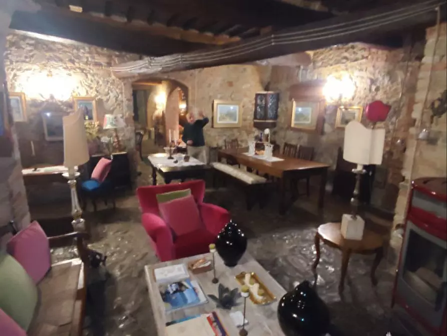 Immagine 27 di Palazzo in vendita  in Via Roma CELLE SUL RIGO a San Casciano Dei Bagni