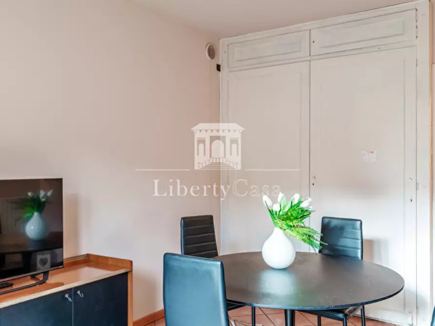 Immagine 8 di Appartamento in vendita  in Via Boschette a San Felice Del Benaco