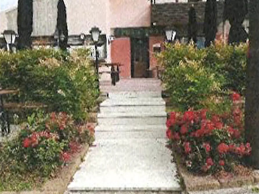 Immagine 13 di Negozio in vendita  in Via Giacomo Matteotti 3 a Sant'ambrogio Di Valpolicella