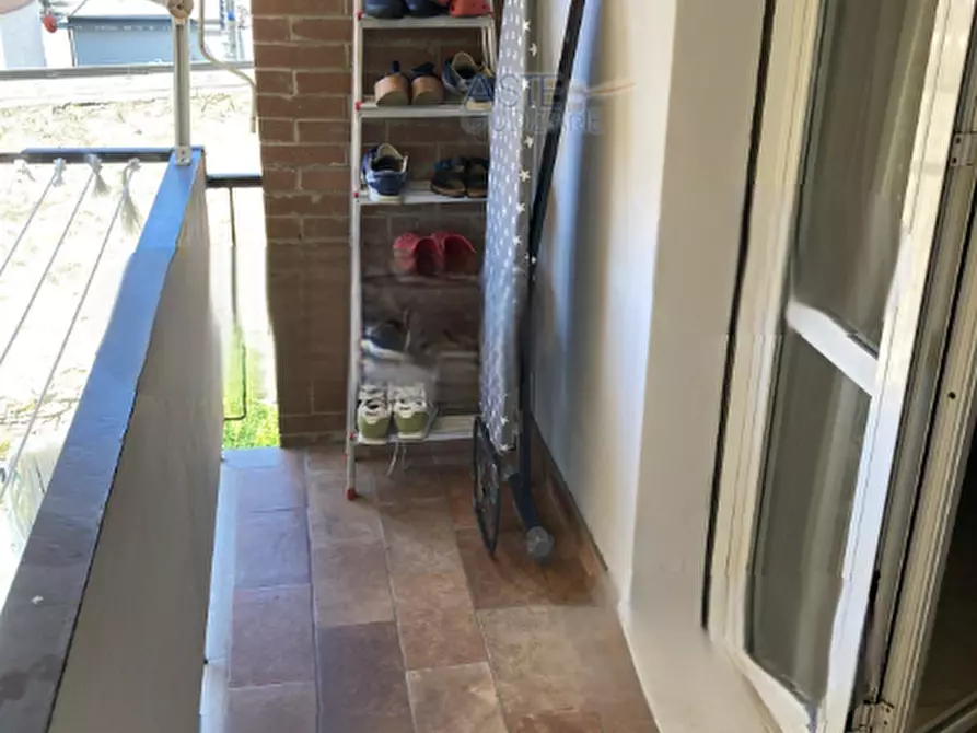 Immagine 5 di Appartamento in vendita  in Via della Bastia, 79 a Livorno