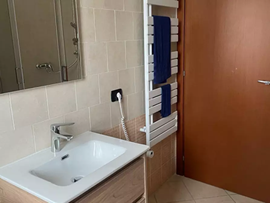 Immagine 9 di Appartamento in affitto  in via Roma a Silvi