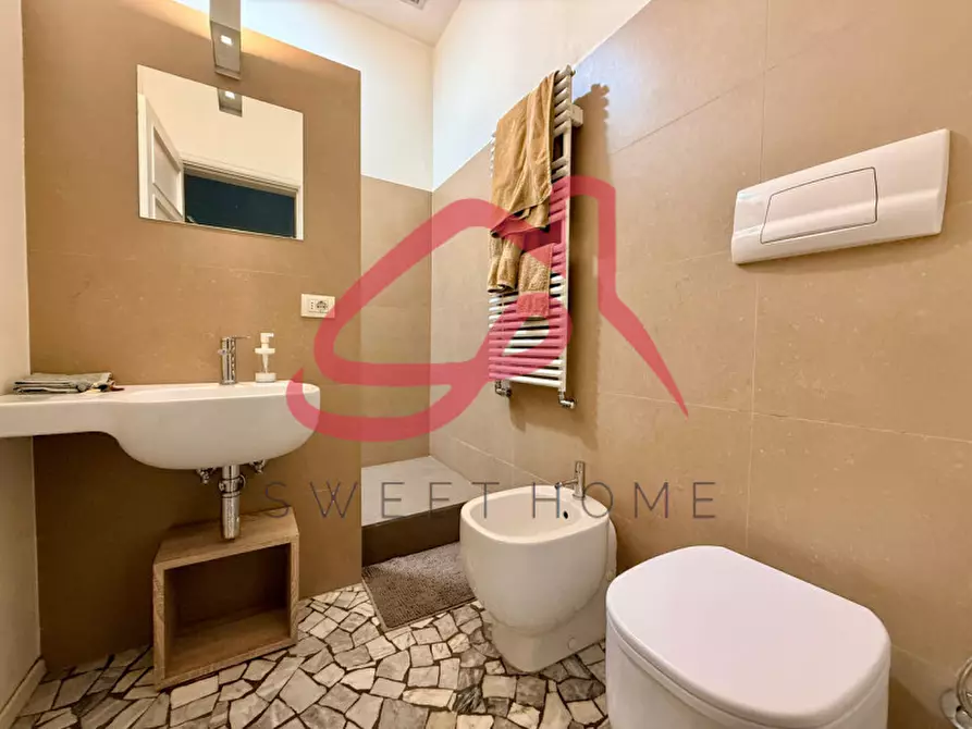 Immagine 9 di Camera in affitto  in Via Albania a Padova