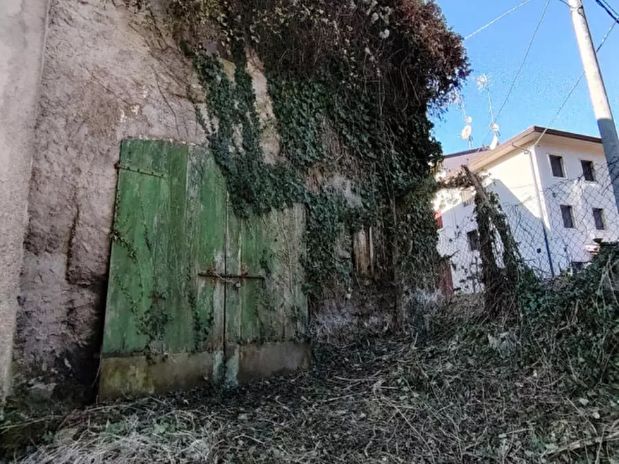Immagine 5 di Rustico / casale in vendita  in Via Lupiari a Salcedo