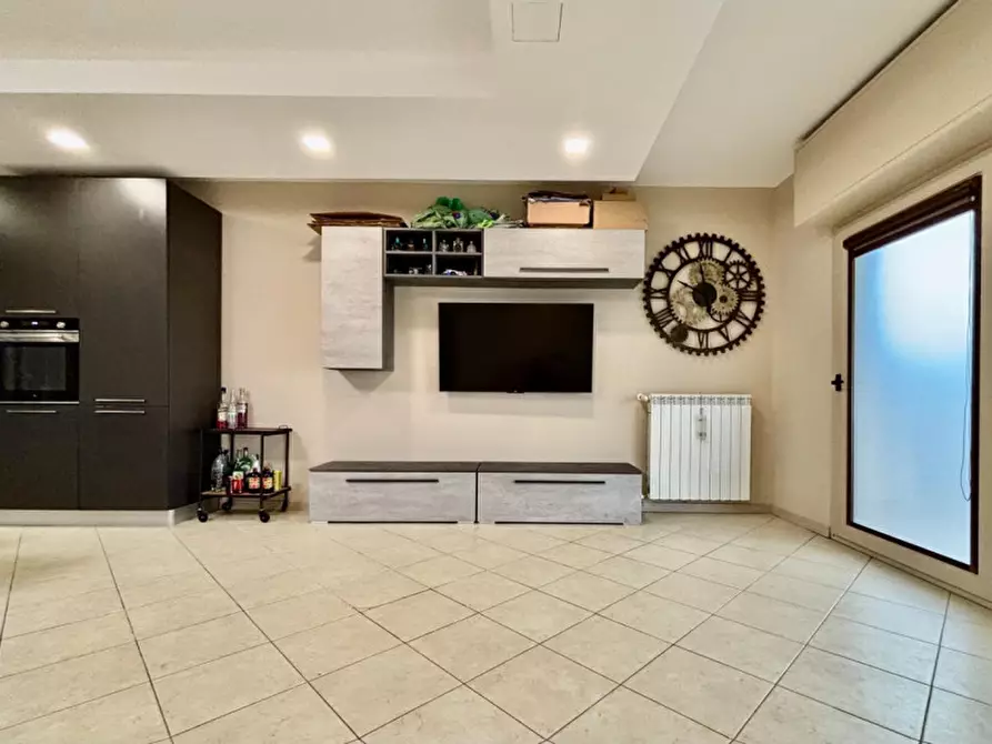 Immagine 5 di Appartamento in vendita  in Via San Marco a Lonato del Garda