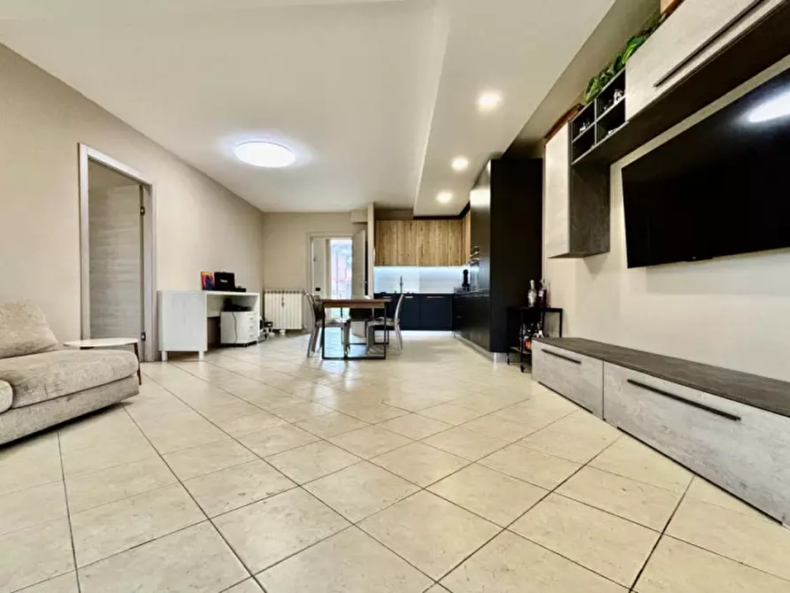 Immagine 8 di Appartamento in vendita  in Via San Marco a Lonato del Garda