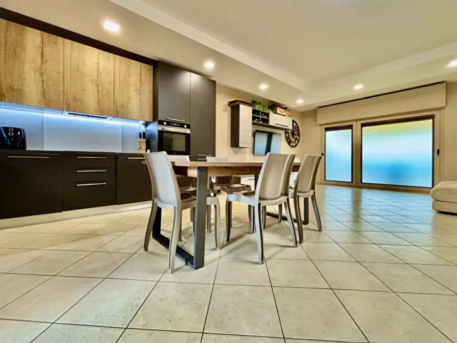 Immagine 13 di Appartamento in vendita  in Via San Marco a Lonato del Garda