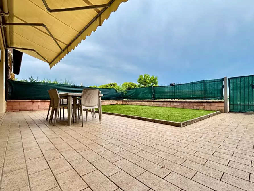 Immagine 15 di Appartamento in vendita  in Via San Marco a Lonato del Garda