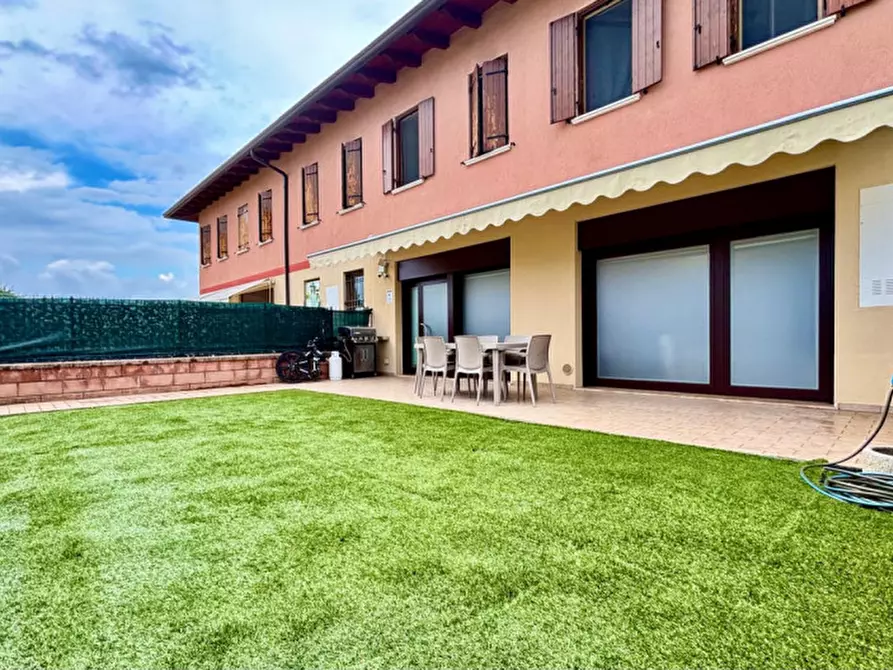 Immagine 16 di Appartamento in vendita  in Via San Marco a Lonato del Garda