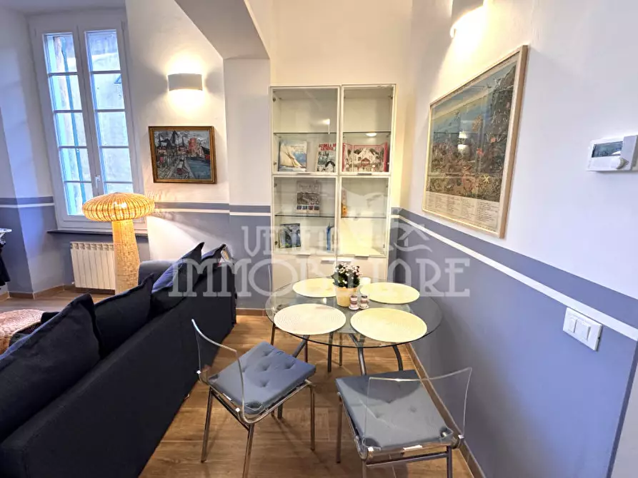 Immagine 3 di Appartamento in vendita  in Via del molo a Genova