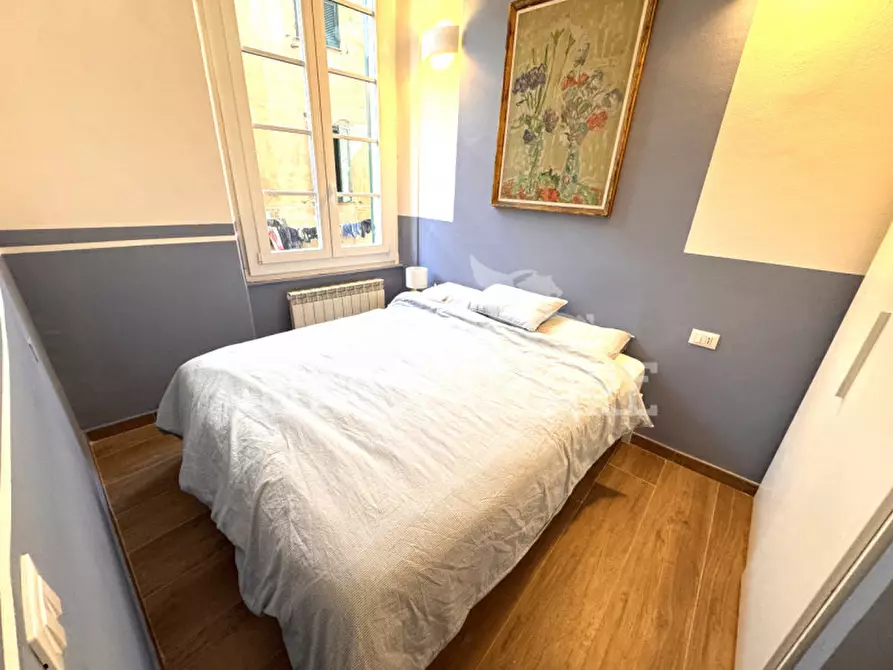 Immagine 8 di Appartamento in vendita  in Via del molo a Genova