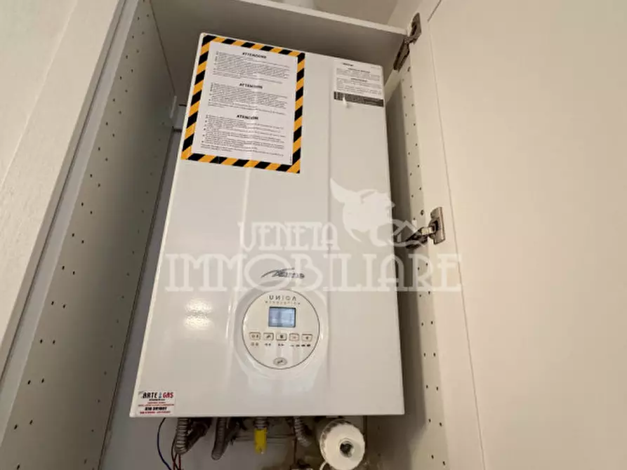 Immagine 15 di Appartamento in vendita  in Via del molo a Genova