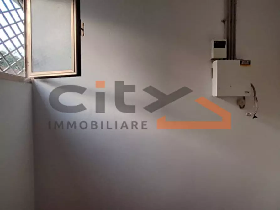 Immagine 7 di Magazzino in vendita  in Via Martiri del Grappa a Cassola