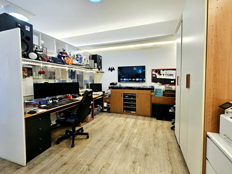 Immagine 4 di Negozio in vendita  in VIA EUGANEO TREPONTI a Teolo