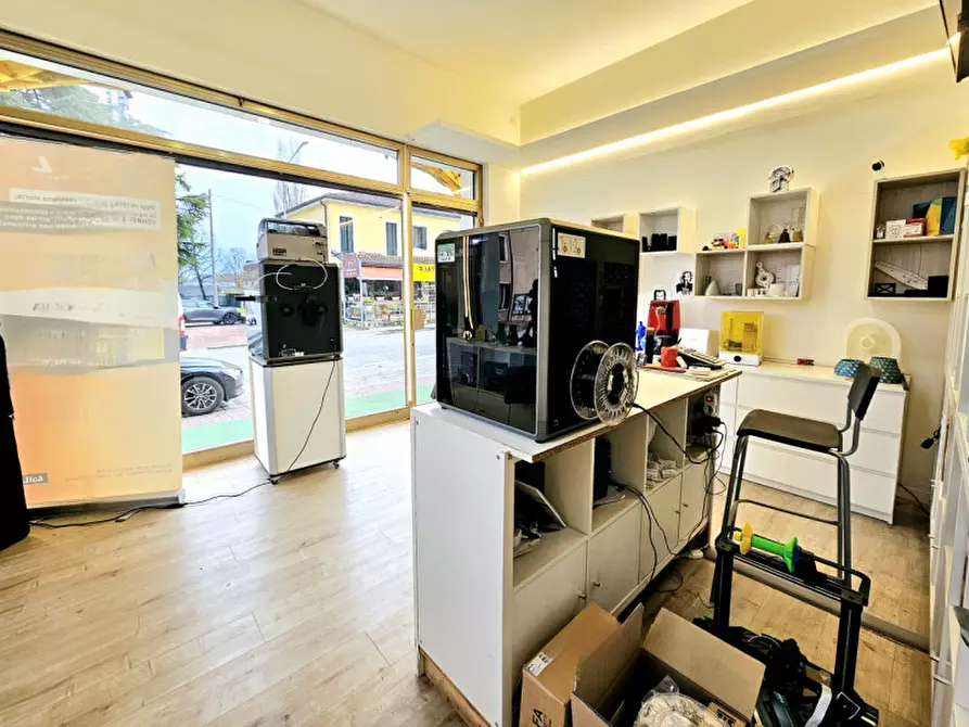 Immagine 6 di Negozio in vendita  in VIA EUGANEO TREPONTI a Teolo