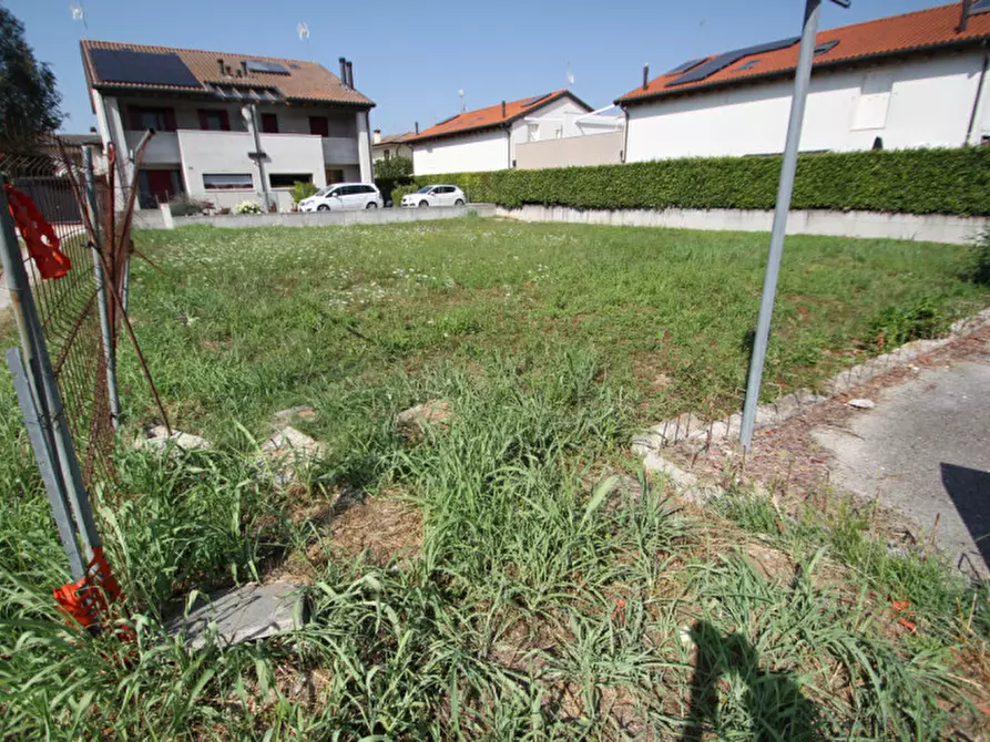 Immagine 3 di Terreno in vendita  in Via Giotto a Santa Maria Di Sala
