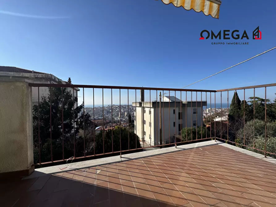 Immagine 13 di Appartamento in vendita  in Via Giuseppe e Luca Del Mestri 3 a Trieste