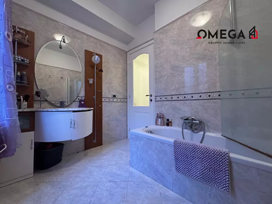 Immagine 30 di Appartamento in vendita  in Via Giuseppe e Luca Del Mestri 3 a Trieste