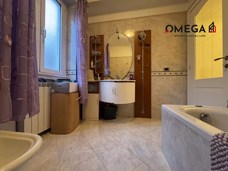 Immagine 32 di Appartamento in vendita  in Via Giuseppe e Luca Del Mestri 3 a Trieste