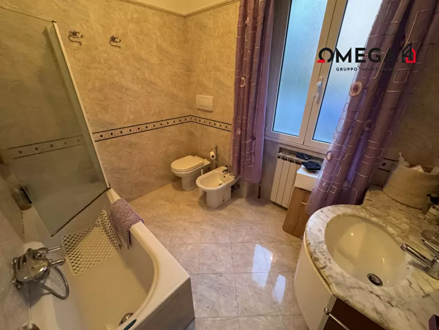 Immagine 34 di Appartamento in vendita  in Via Giuseppe e Luca Del Mestri 3 a Trieste