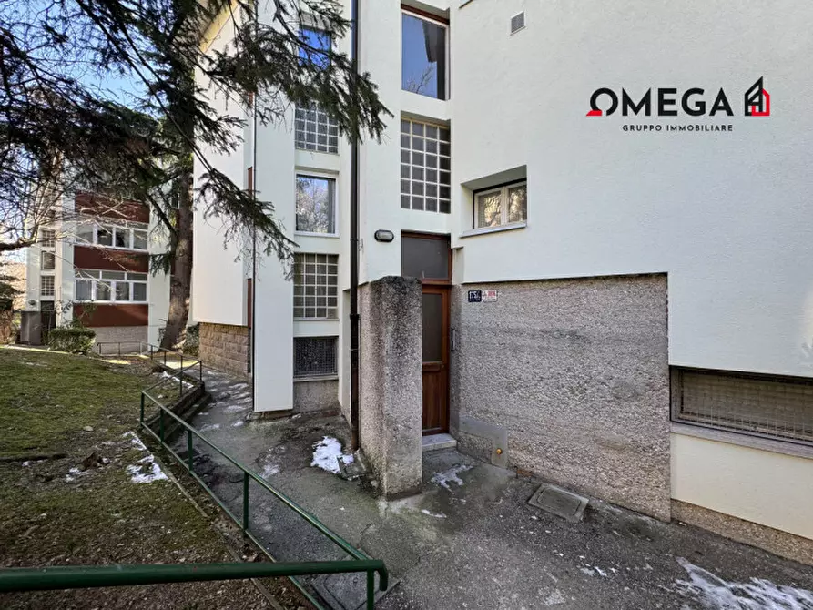 Immagine 4 di Appartamento in vendita  in Via dell'Eremo 175/13 a Trieste