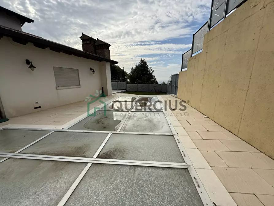 Immagine 5 di Villa in vendita  in Via La Fenice a Roncà