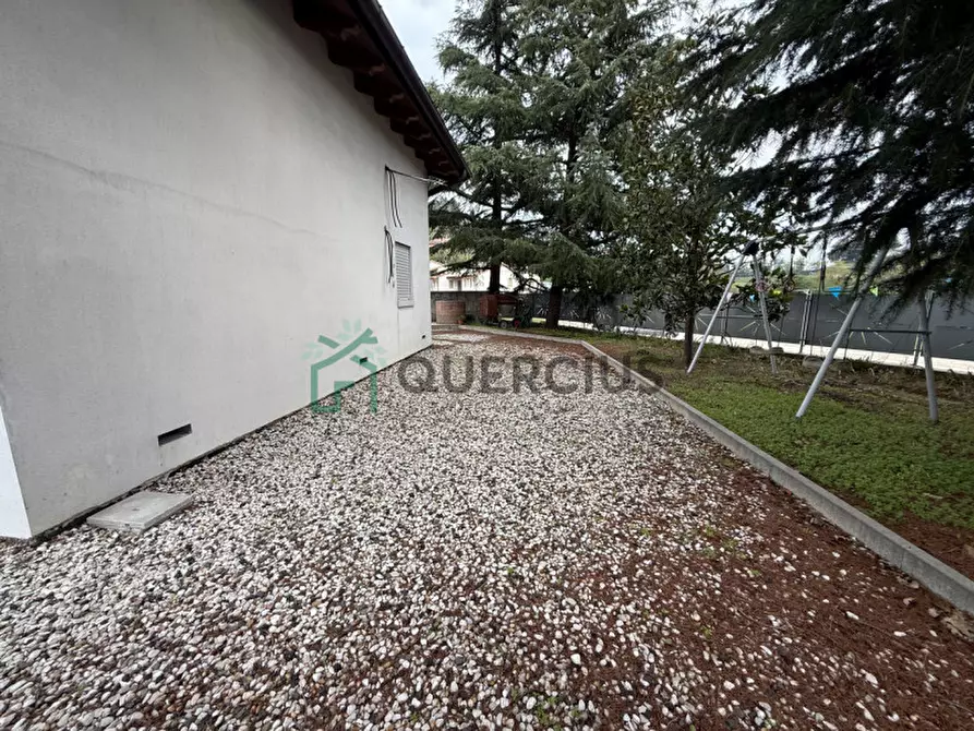 Immagine 26 di Villa in vendita  in Via La Fenice a Roncà