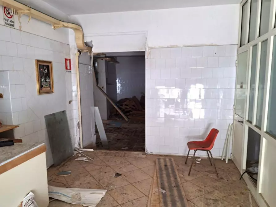 Immagine 4 di Capannone industriale in vendita  in Via Enrico De Seta, N. 93 a Catanzaro