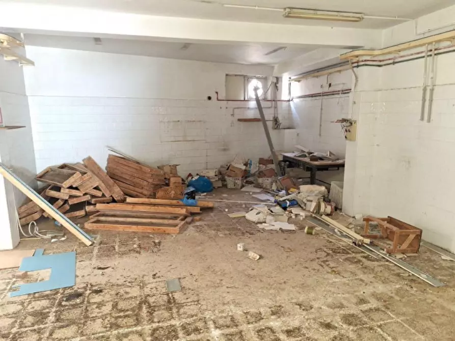 Immagine 5 di Capannone industriale in vendita  in Via Enrico De Seta, N. 93 a Catanzaro