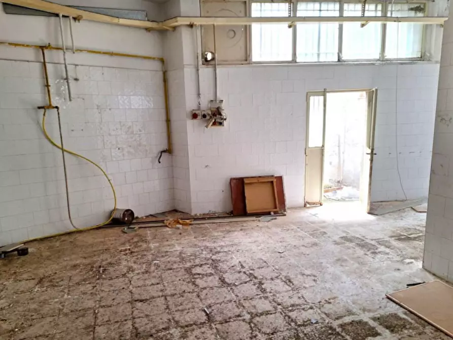 Immagine 6 di Capannone industriale in vendita  in Via Enrico De Seta, N. 93 a Catanzaro