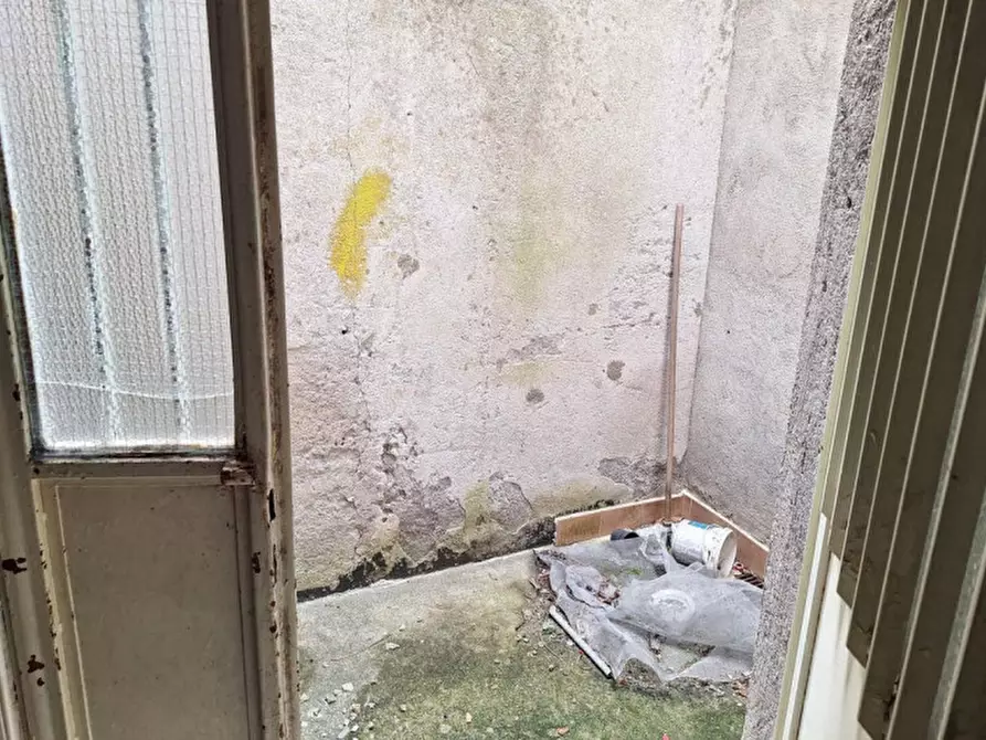 Immagine 8 di Capannone industriale in vendita  in Via Enrico De Seta, N. 93 a Catanzaro